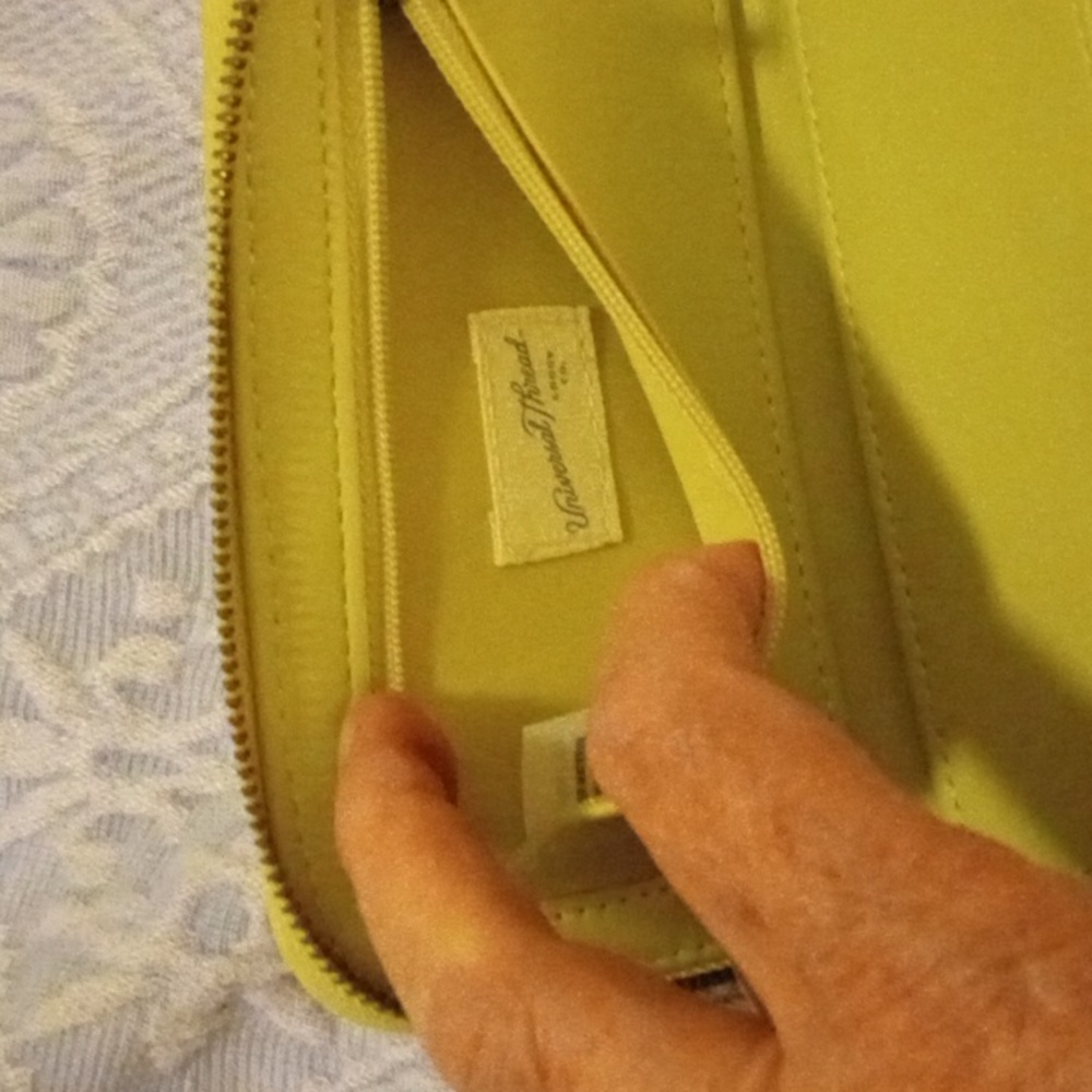 Universal Thread Lemon/Lime Zip Around Wallet, Nw… - image 5